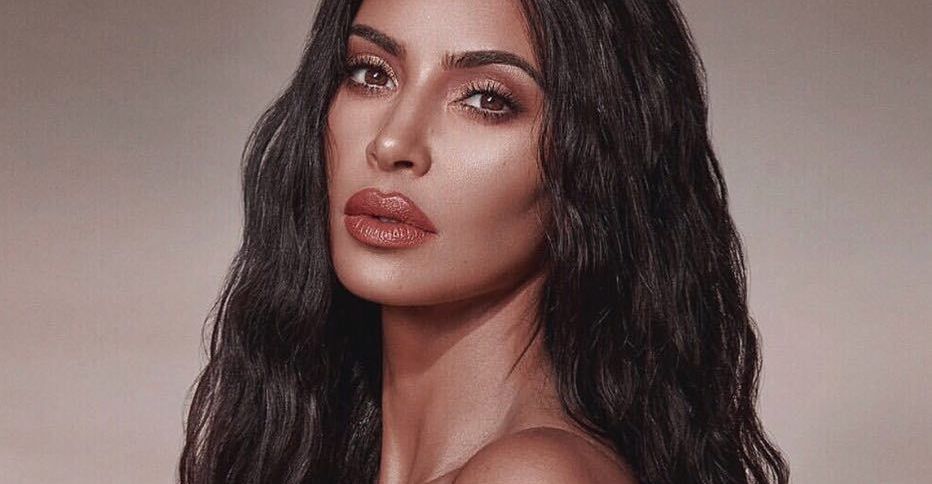 Kim-Kardashian-Crimped-Hair