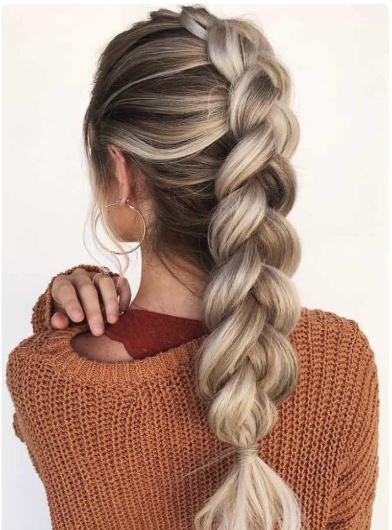 Trendy Curly Hairstyles for Every Occasion